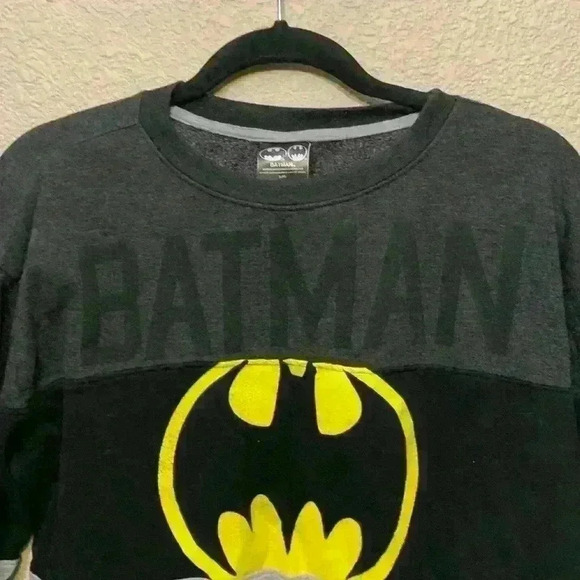 Batman crewneck sweatshirt sz kids XL superhero back to school fall winter - Picture 3 of 6